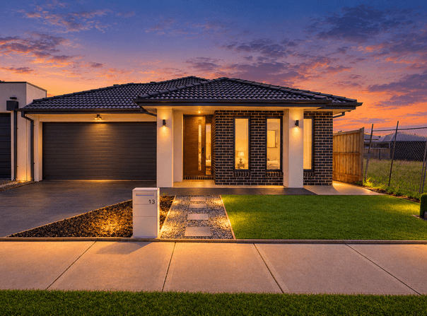 13 Deanside Drive, Deanside, Vic 3336