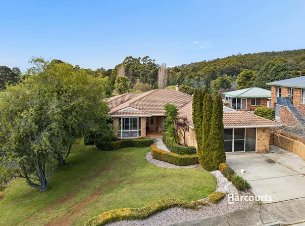 1 Fairway Drive, Penguin, Tas 7316