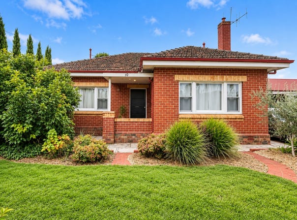 10 Houston Street, Flora Hill, Vic 3550