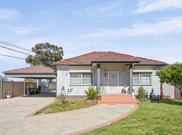 3 Endeavour Road, Georges Hall, NSW 2198