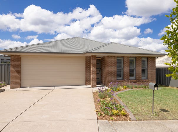 3 Gleneagles Avenue, Heddon Greta, NSW 2321