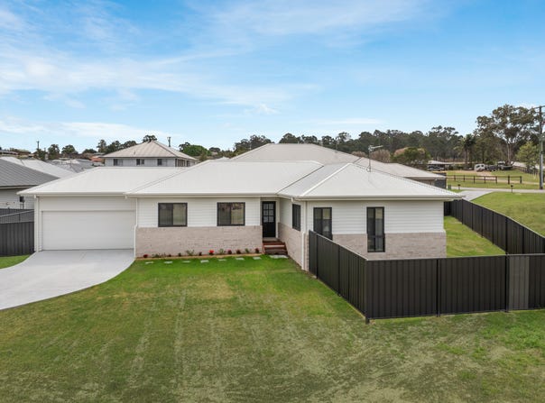 13 Stonebark Court, Greta, NSW 2334