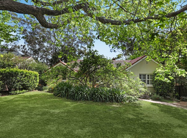 32 Reserve Street, West Wollongong, NSW 2500