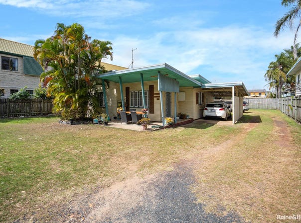 444 Esplanade, Torquay, Qld 4655