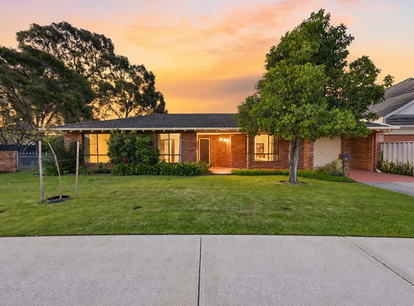 3 Munro Road, Applecross, WA 6153