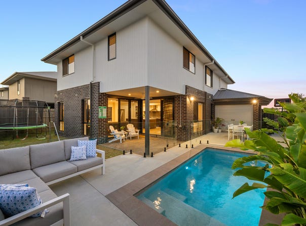 9 Hillgrove Street, Redland Bay, Qld 4165