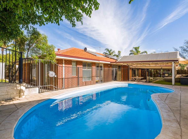4 Lamond Close, Kinross, WA 6028
