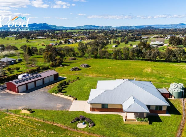 25 Alexandra Way, Table Top, NSW 2640