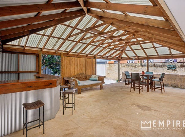 410B Hamilton Road, Lake Coogee, WA 6166