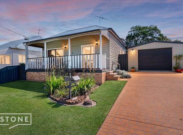 15 Queens Avenue, Cardiff, NSW 2285