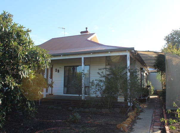 28 Macpherson Street, Nhill, Vic 3418