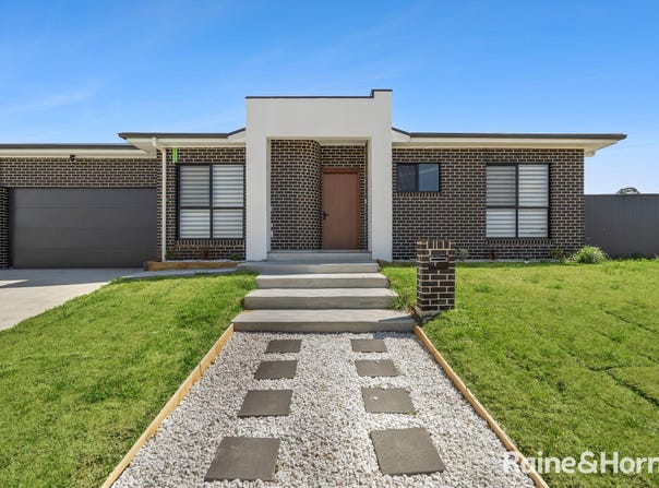 18B Indian Avenue, Goulburn, NSW 2580