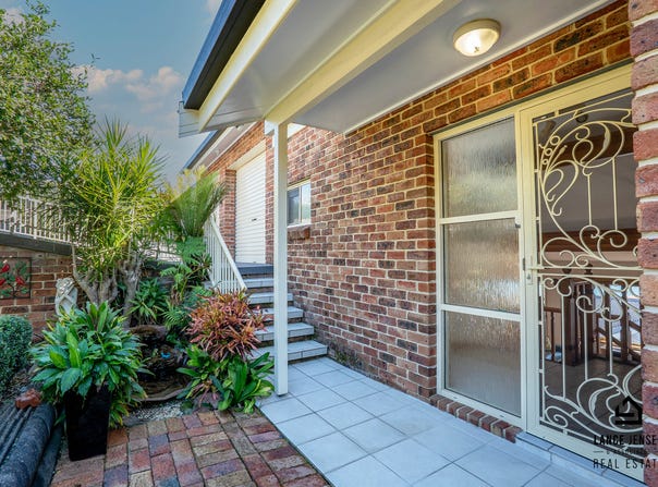 15 Gordon Street, Eleebana, NSW 2282