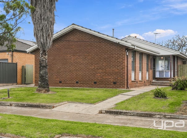 8 Pearson Crescent, Coolaroo, Vic 3048