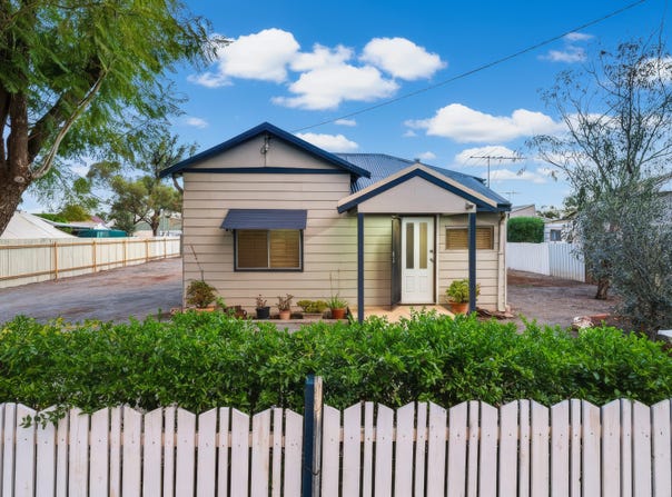 27 Rosenberg Crescent, Kalgoorlie, WA 6430
