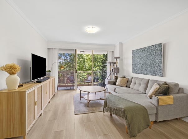 9/4-10 Pound Road, Hornsby, NSW 2077