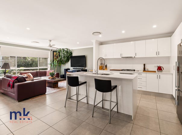 2 Dengate Close, Elderslie, NSW 2570