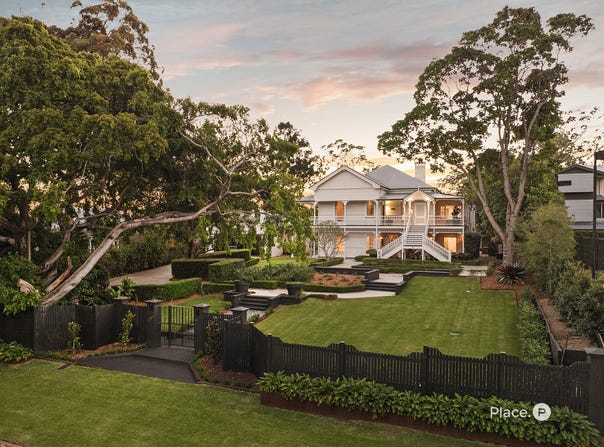 207 Dewar Terrace, Corinda, Qld 4075
