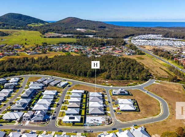 2/6 Algona Road, Forster, NSW 2428