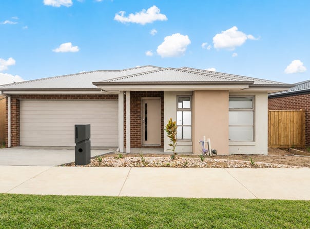 24 Mollyan Avenue, Charlemont, Vic 3217