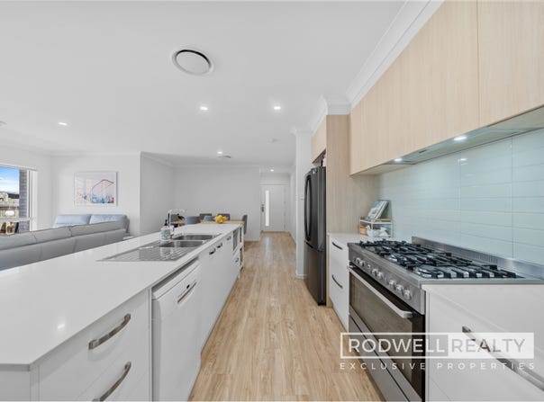 1 Saintly Crescent, Beaudesert, Qld 4285