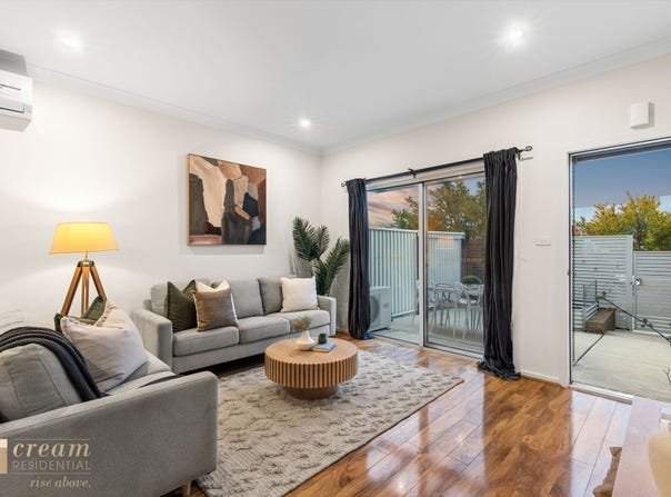 6/33 Arthur Blakeley Way, Coombs, ACT 2611