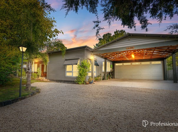 28 Edward Street, Wesburn, Vic 3799