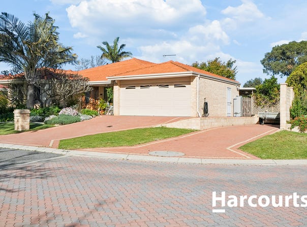 2 Menteith Place, Kinross, WA 6028
