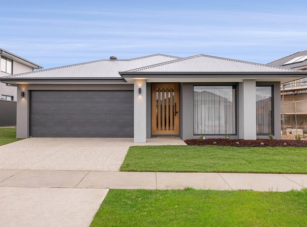 39 Grainger Parade, Lucas, Vic 3350