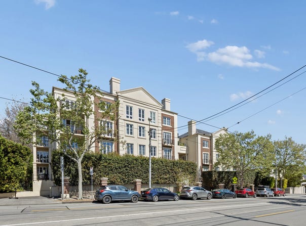 32/380 Toorak Road, South Yarra, Vic 3141