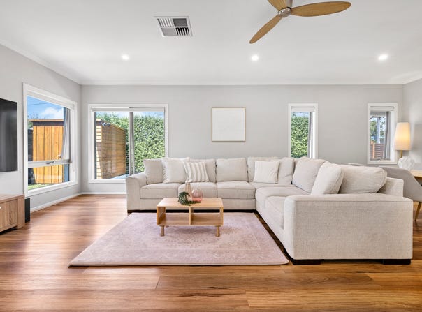 2 Augusta Crescent, Frankston, Vic 3199