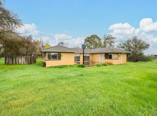 425 Wisely Road, Zeerust, Vic 3634