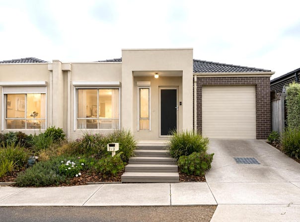 2/3 Weeks Avenue, Harkness, Vic 3337