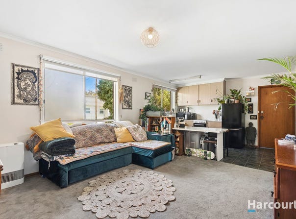 1/3 Lancaster Avenue, Newcomb, Vic 3219