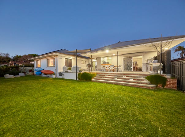 22B Fraser Road, Applecross, WA 6153