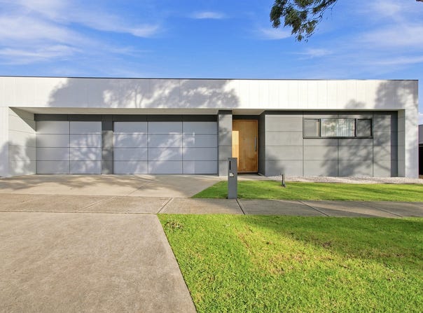 5 Blanck Grove, Traralgon, Vic 3844