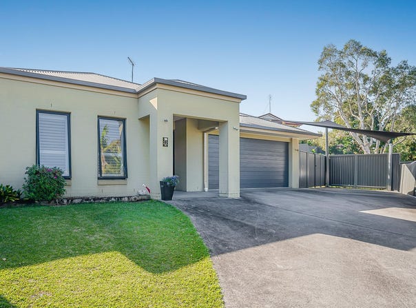22 Kiah Close, Ocean Shores, NSW 2483