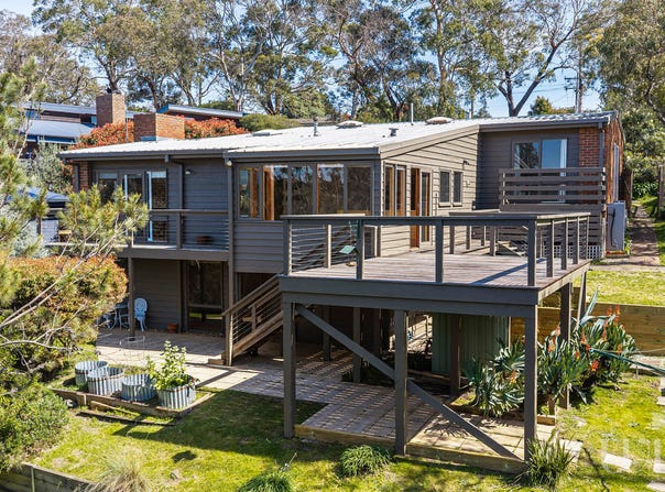 23 Sherwood Crescent, Mount Martha, Vic 3934