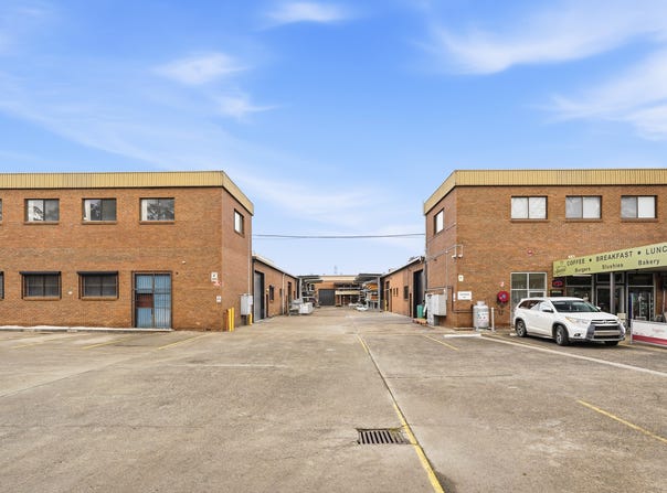 14 Davis Road, Wetherill Park, NSW 2164