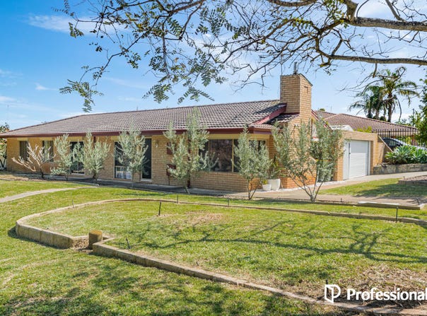 1 Capstone Way, Marangaroo, WA 6064