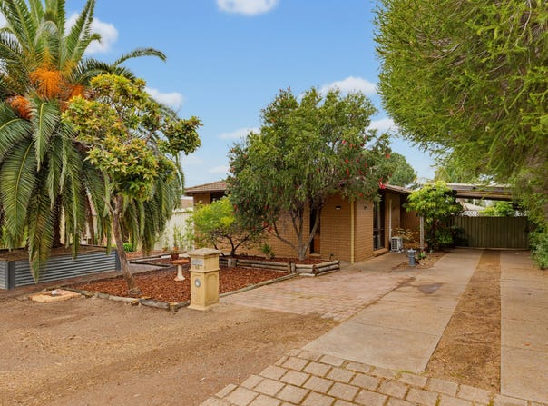 63 Glenhelen Road, Morphett Vale, SA 5162