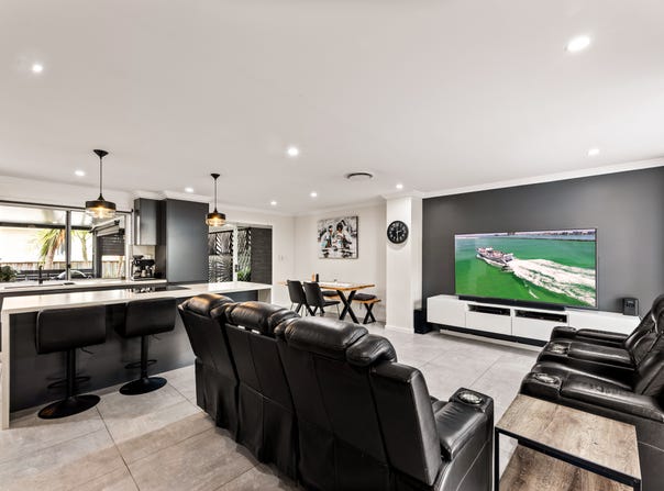 93 Allison Crescent, Menai, NSW 2234