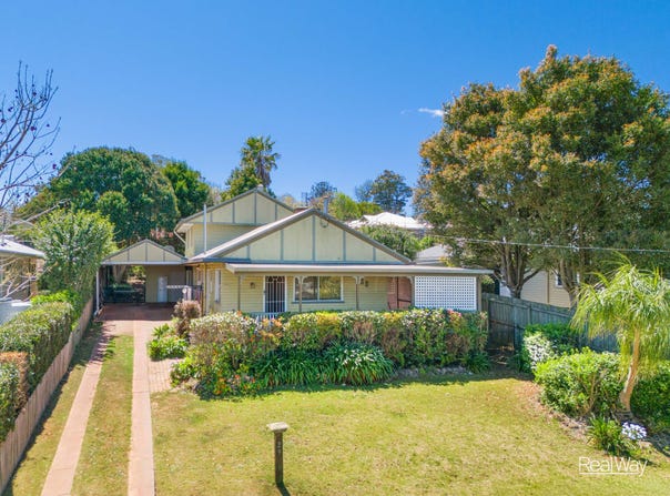 29 Alford Street, Mount Lofty, Qld 4350