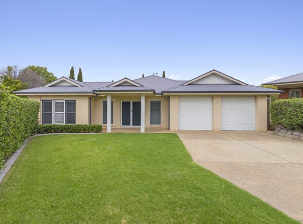 11 Monaro Court, Tatton, NSW 2650