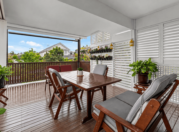 48 Camboor Street, Camp Hill, Qld 4152