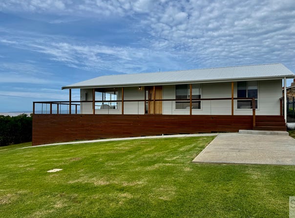 7 Rapide Drive, Penneshaw, SA 5222