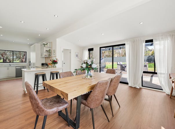 1520 Maroondah Highway, Bonnie Doon, Vic 3720