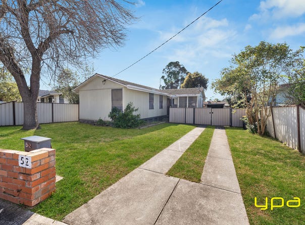 52 Sinclair Crescent, Seymour, Vic 3660