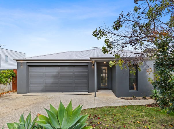 33 Centreside Drive, Torquay, Vic 3228