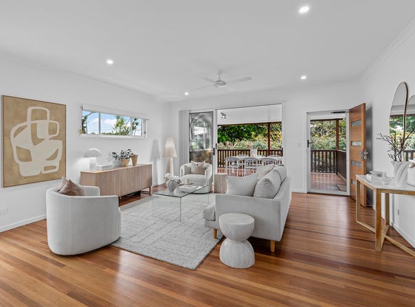 5 Ormeley Street, Stafford Heights, Qld 4053